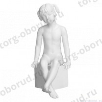 Манекен детский (девочка), скульптурный, белого цвета, для одежды в полный рост, на 4 года, сидячий, ноги скрещены. MD-Peppy 16-01M